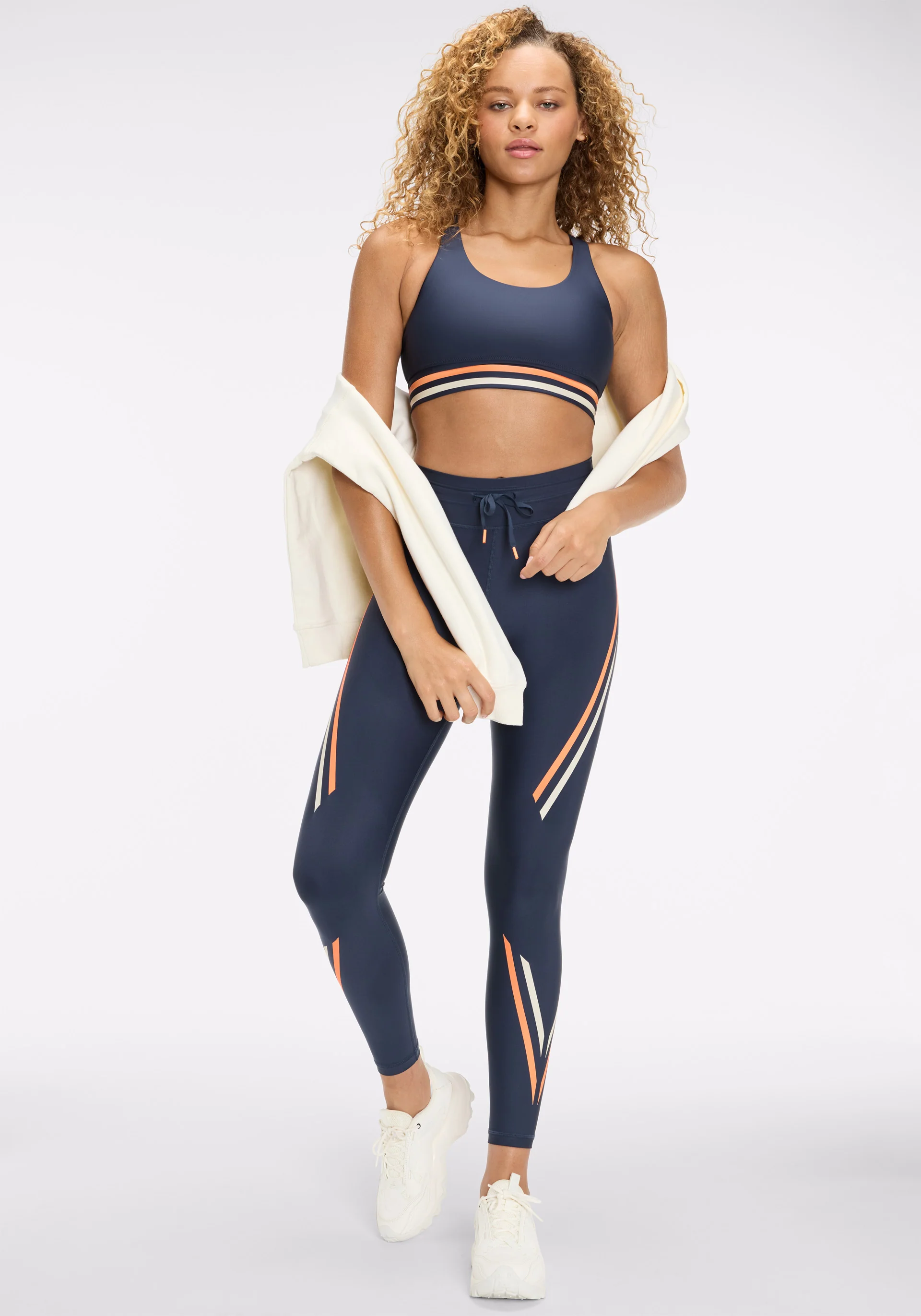 25" Midi Pant - Image 5