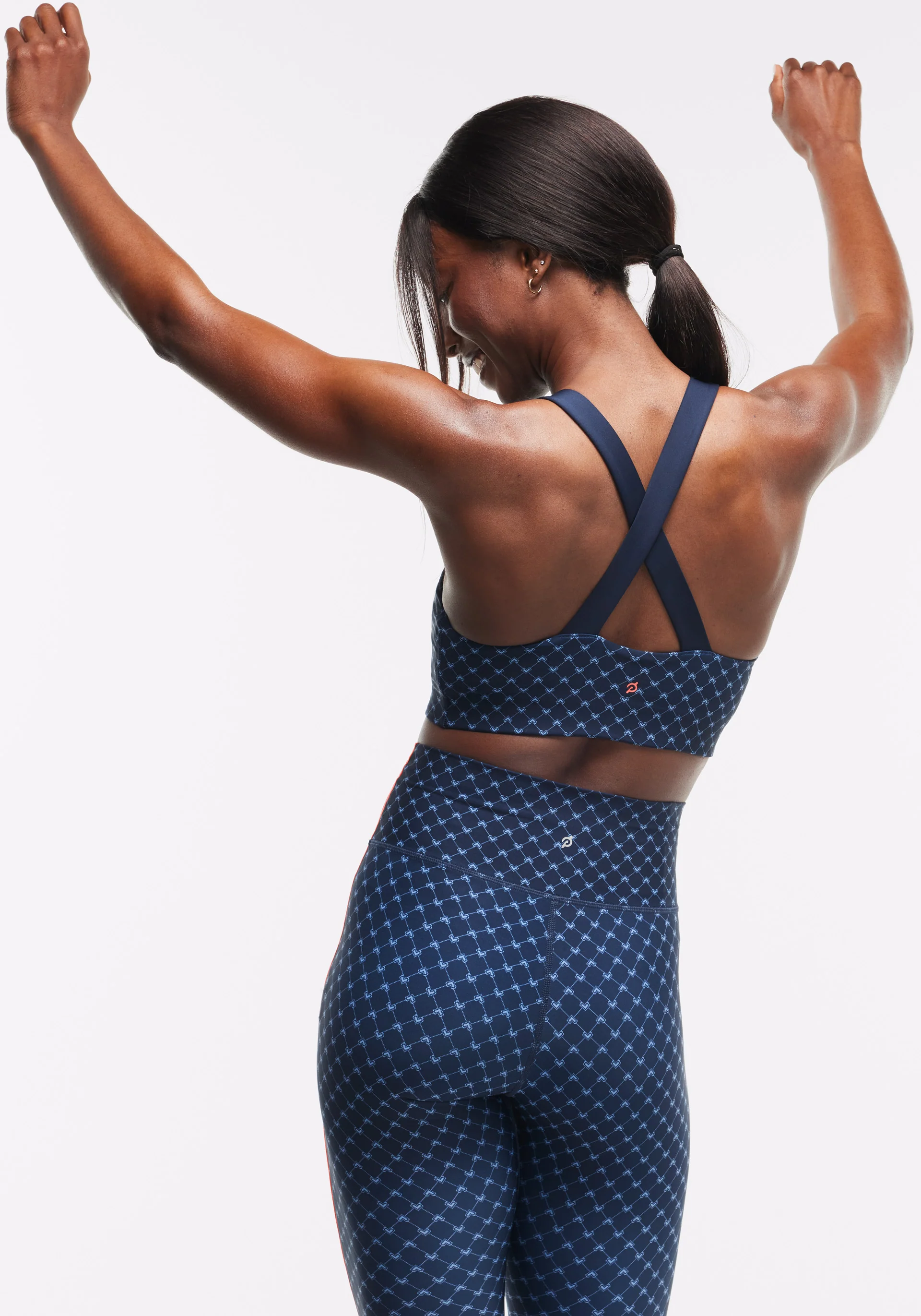 Endurance Light Square Neck Bra - Image 3