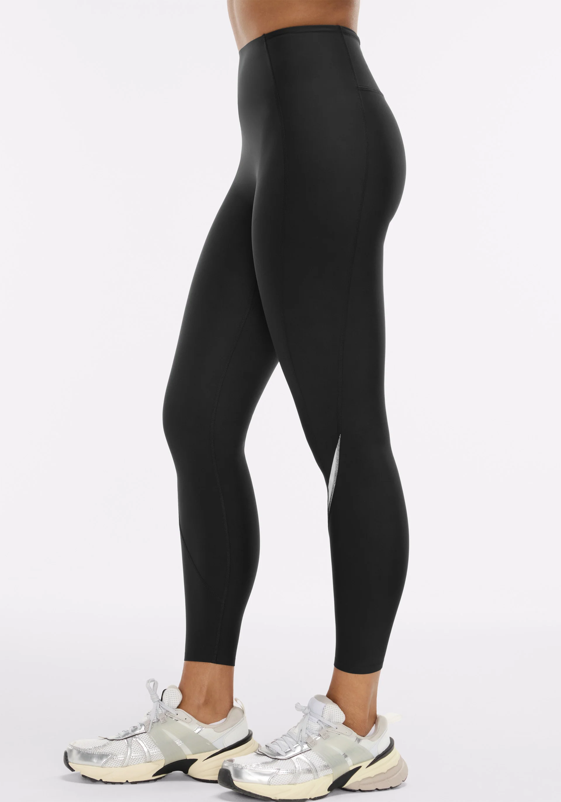 Black PaceForm Set - Image 7