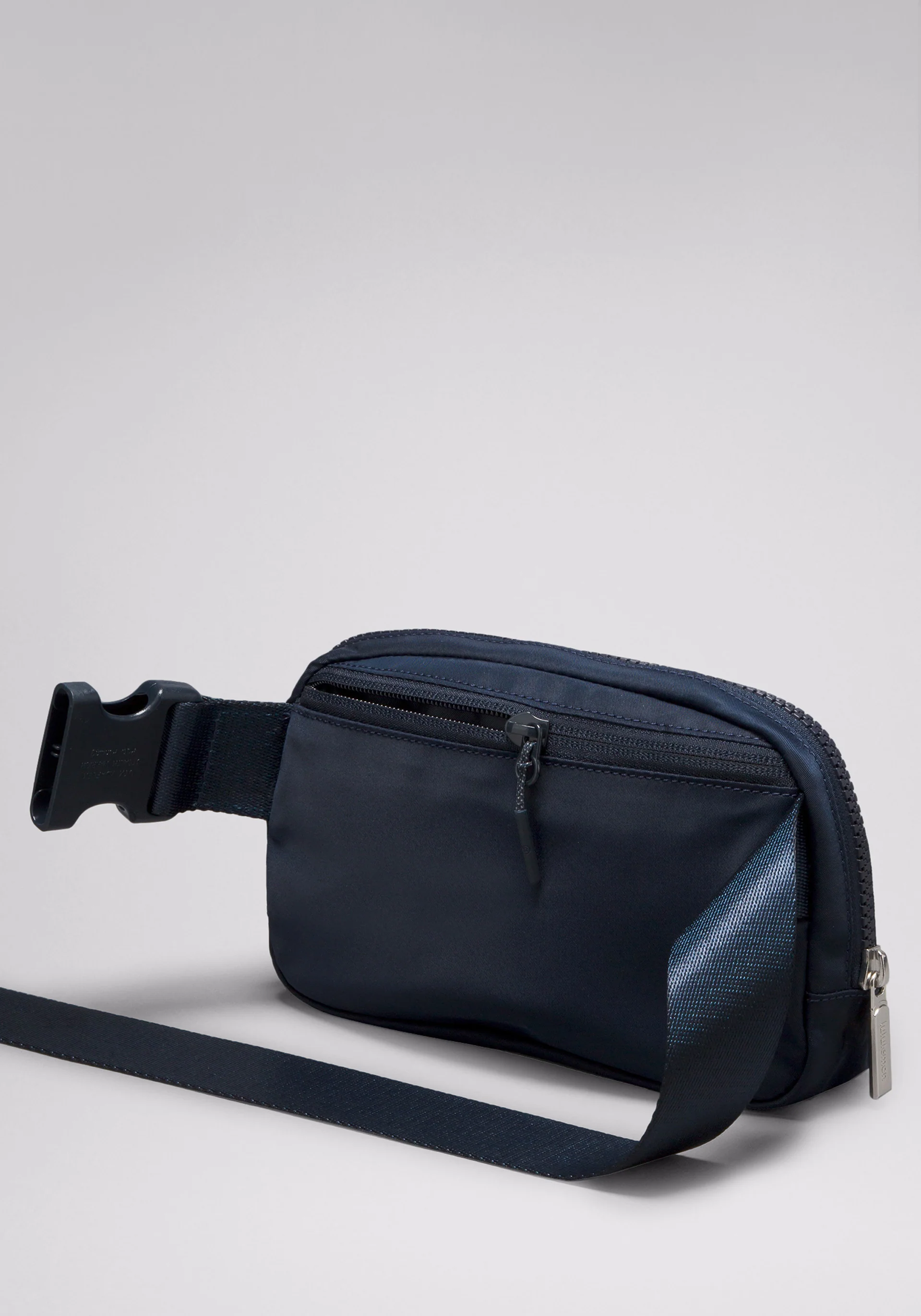 Everywhere Belt Bag 1L - Image 2