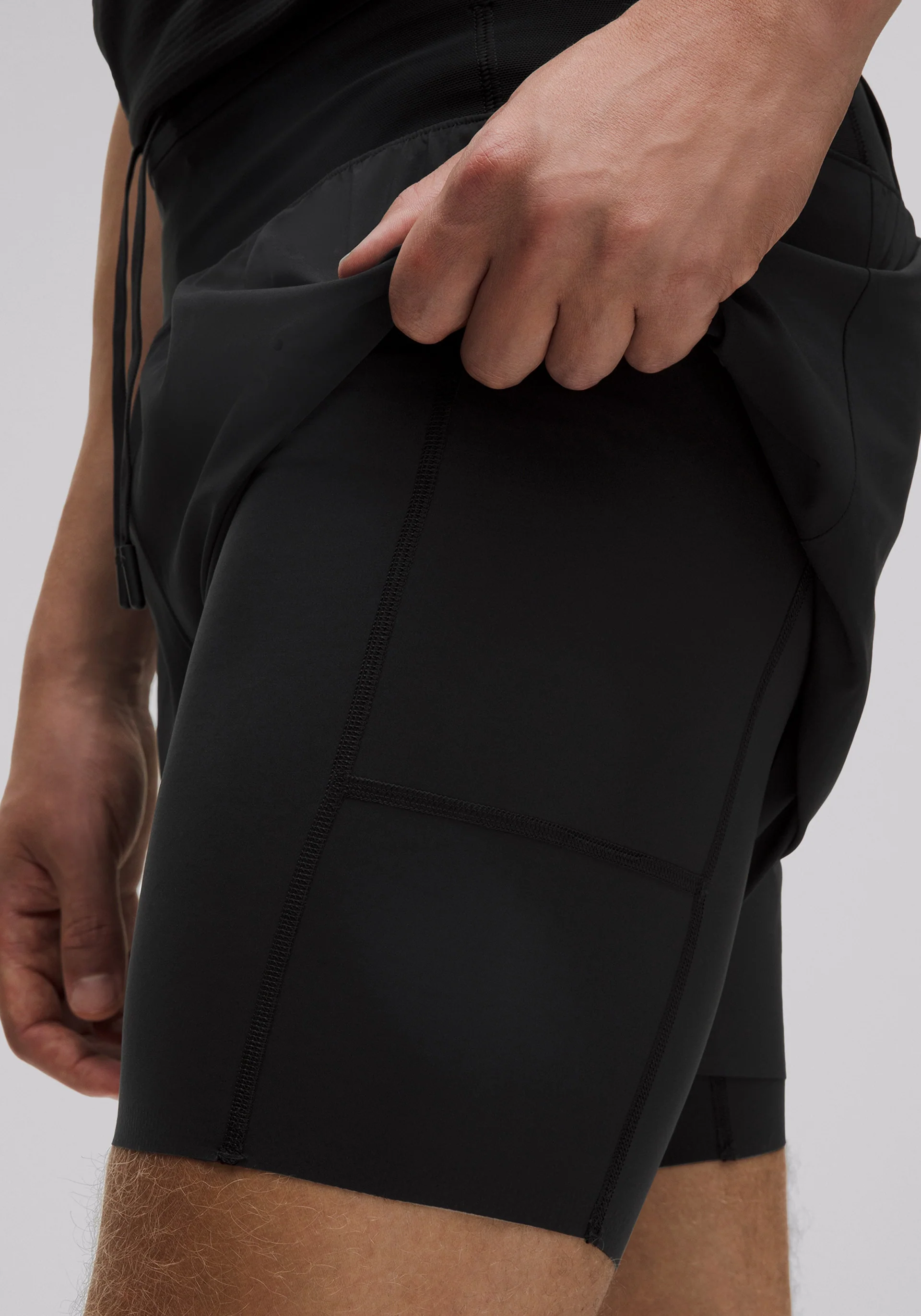 Fast and Free Multi-Pocket Running Short 5" - Image 4