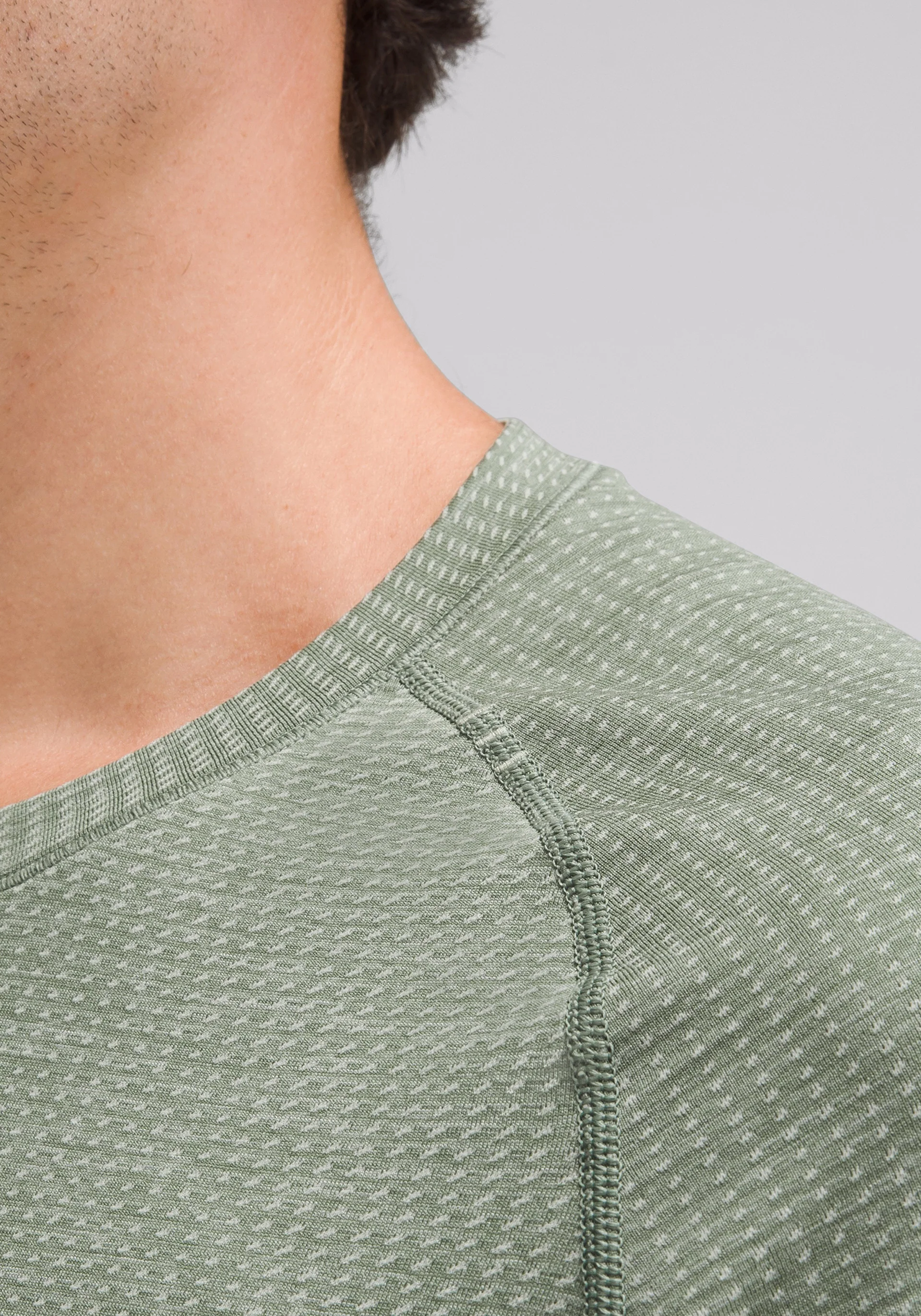 Metal Vent Tech Short-Sleeve - Image 5