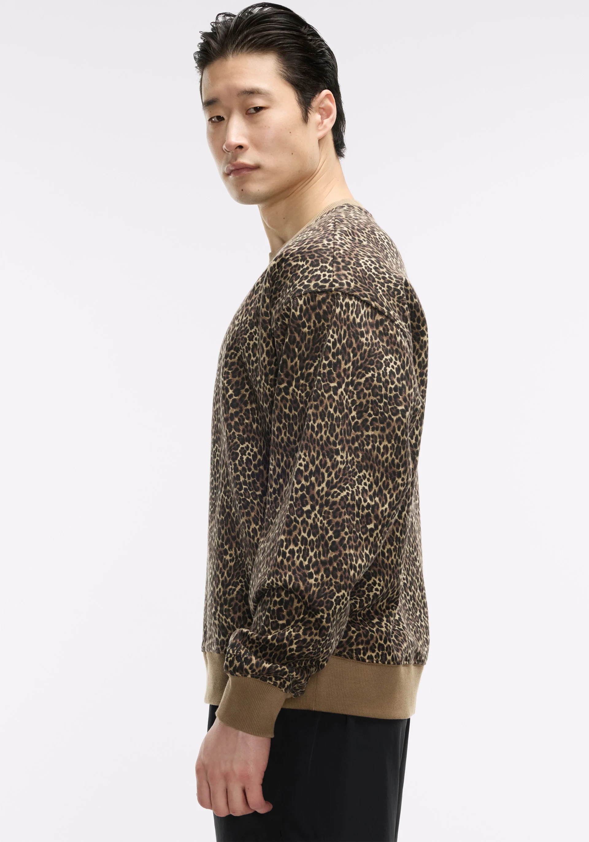 Oversized Crewneck Sweatshirt - Image 8