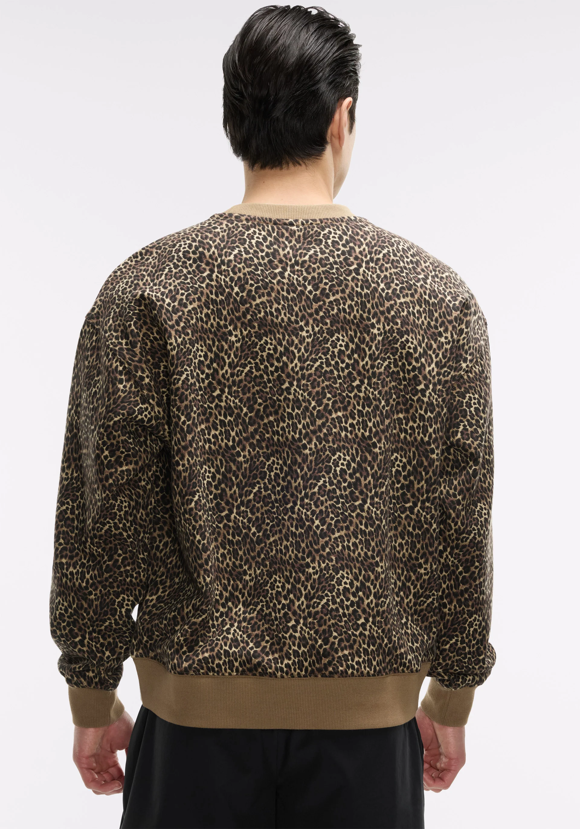 Oversized Crewneck Sweatshirt - Image 9
