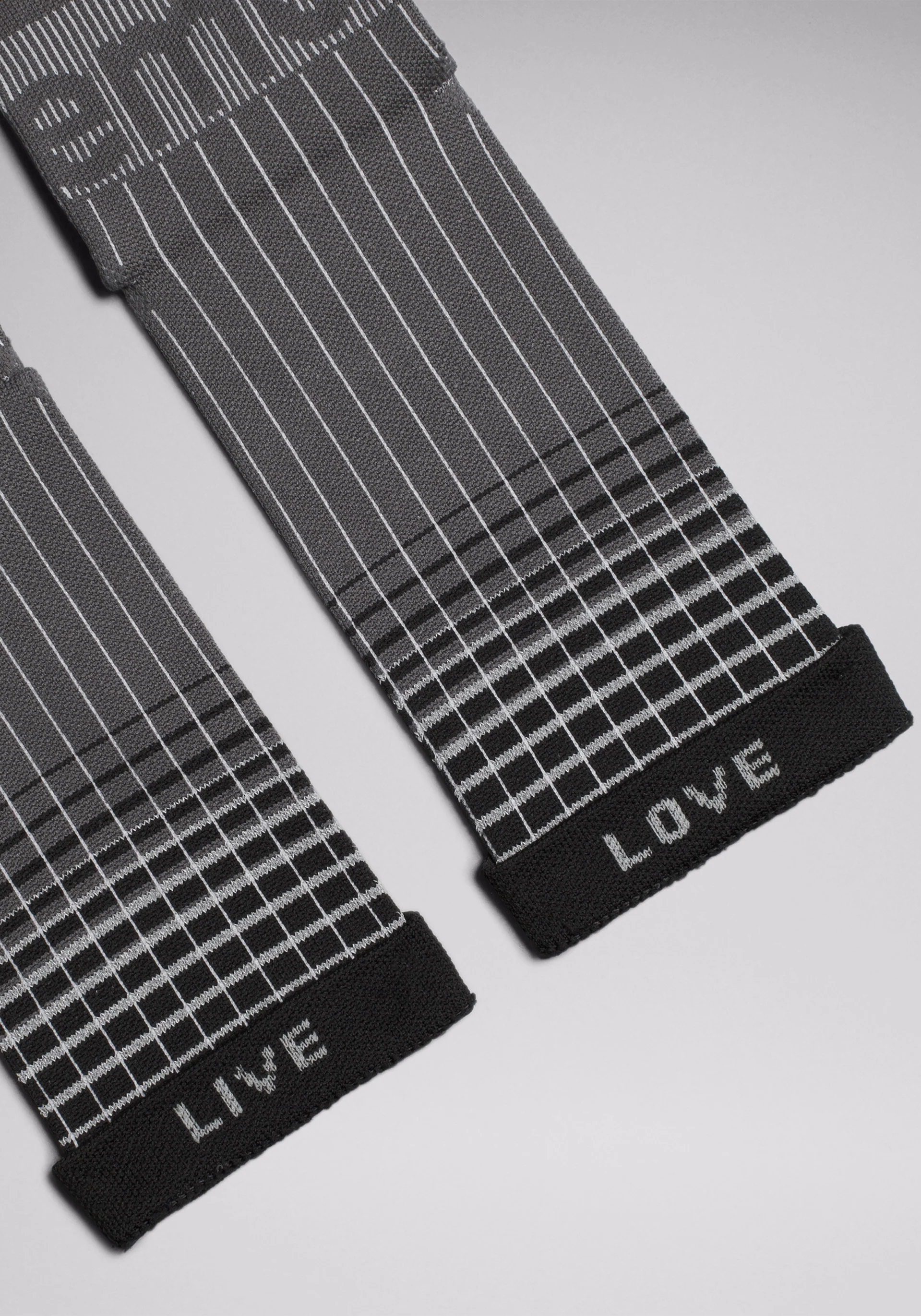 Women's Power Stride Crew Socks - Image 4