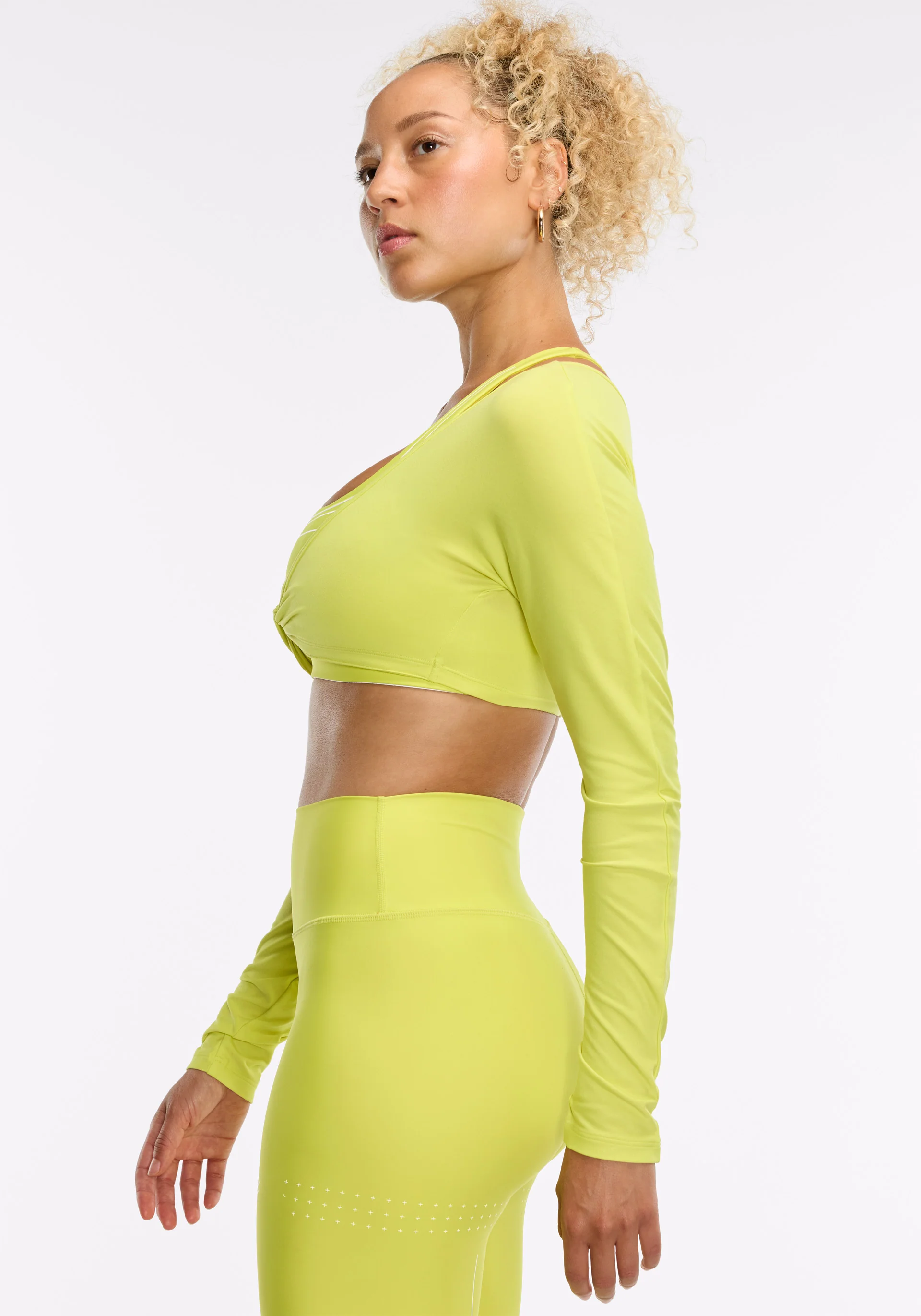 Run Interlock Shrug - Image 3