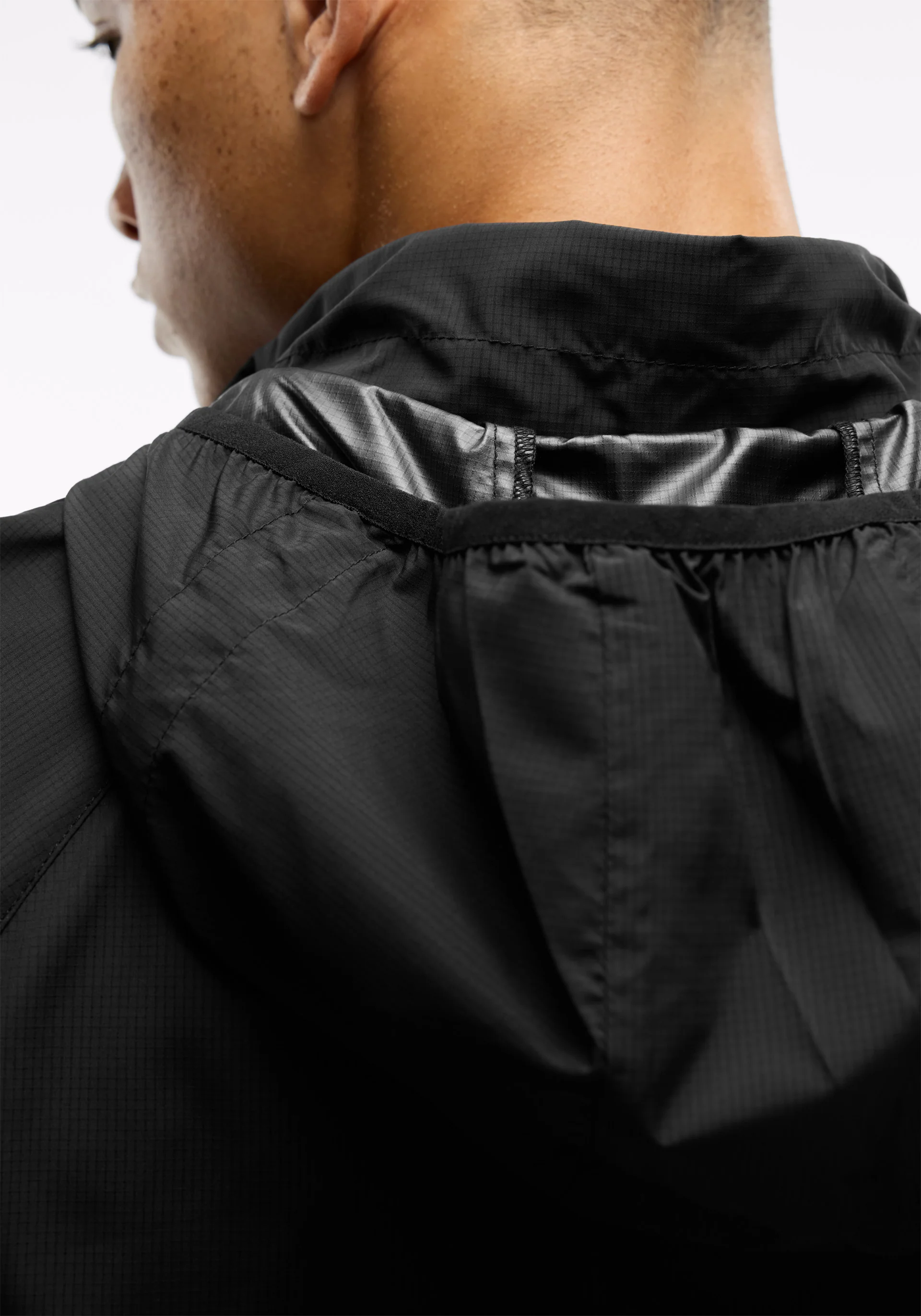 Run Jacket - Image 4