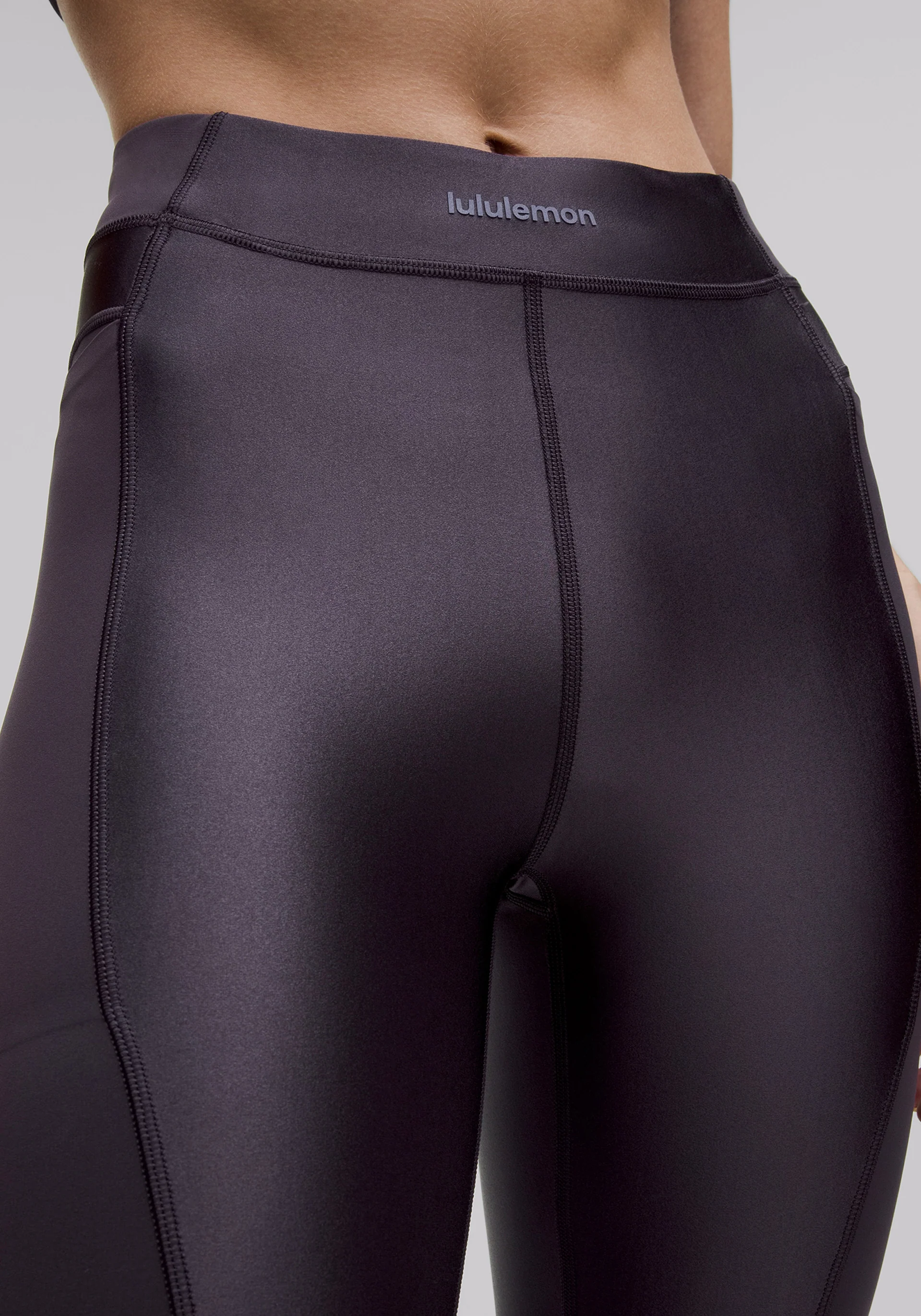 Satin Shine Panelled High-Rise Tight 25" | Wordmark - Image 3