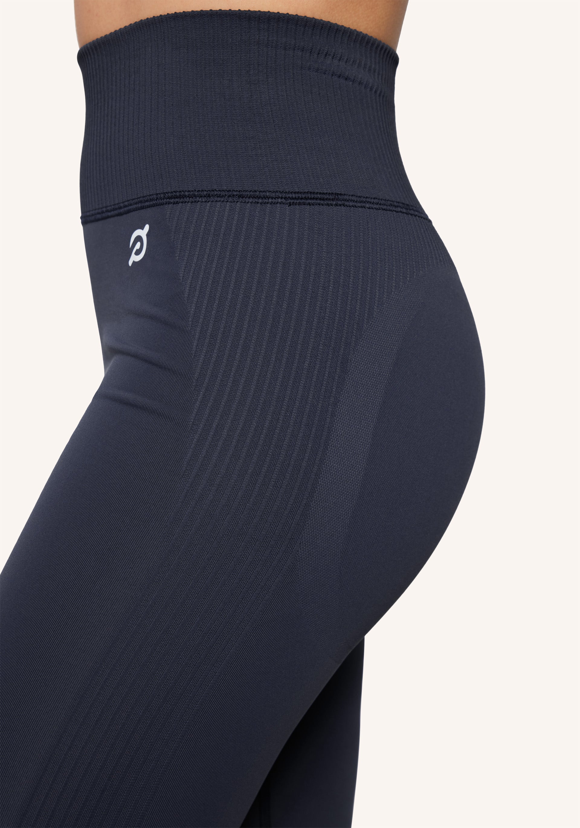 Seamless High Rise Legging - Image 4