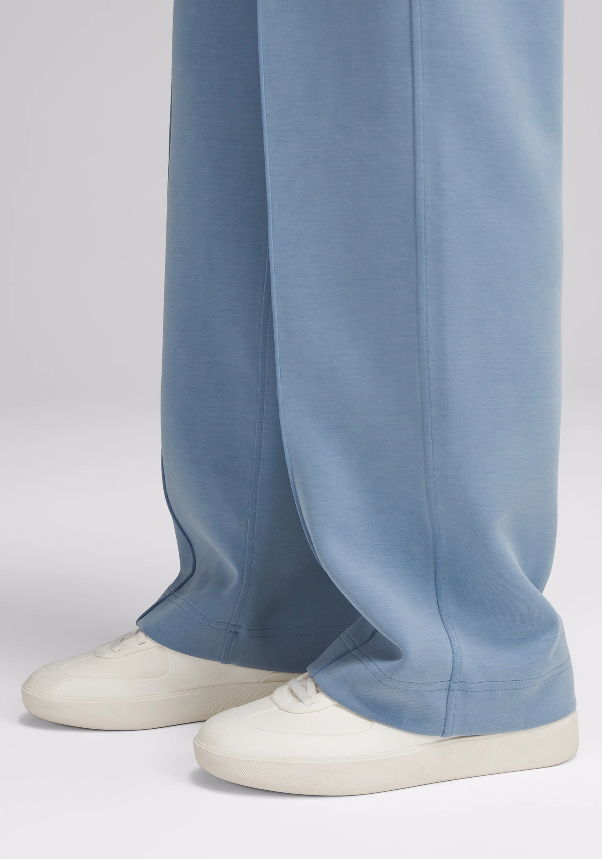 Softstreme Pintuck Mid-Rise Pant | Regular - Image 6