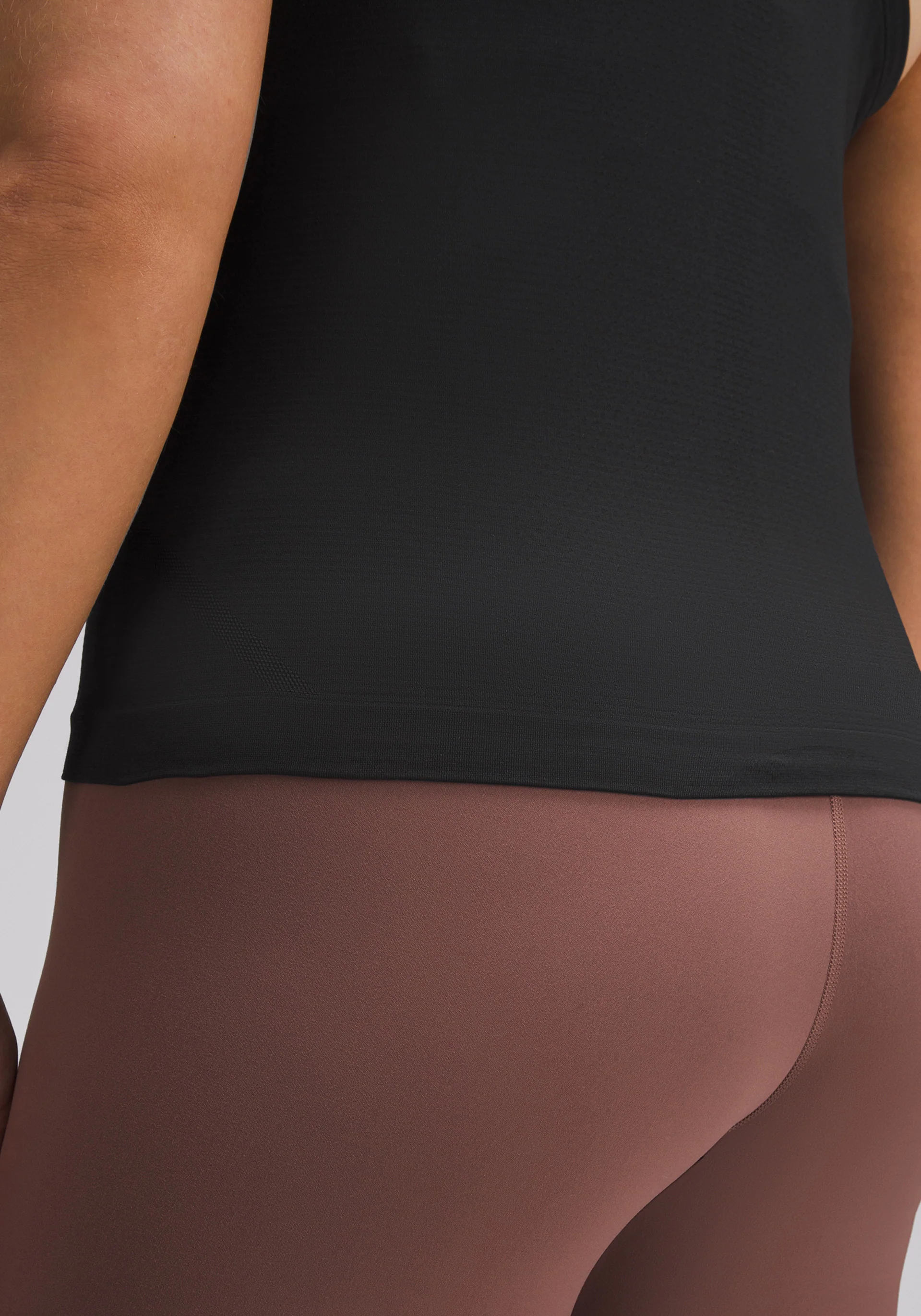 Swiftly Tech Racerback Tank Top 2.0 | Waist Length - Image 10