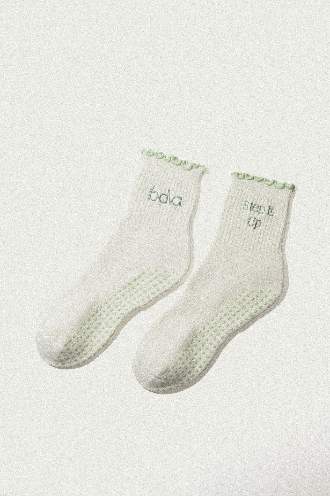 The Frilly Sock - Image 12