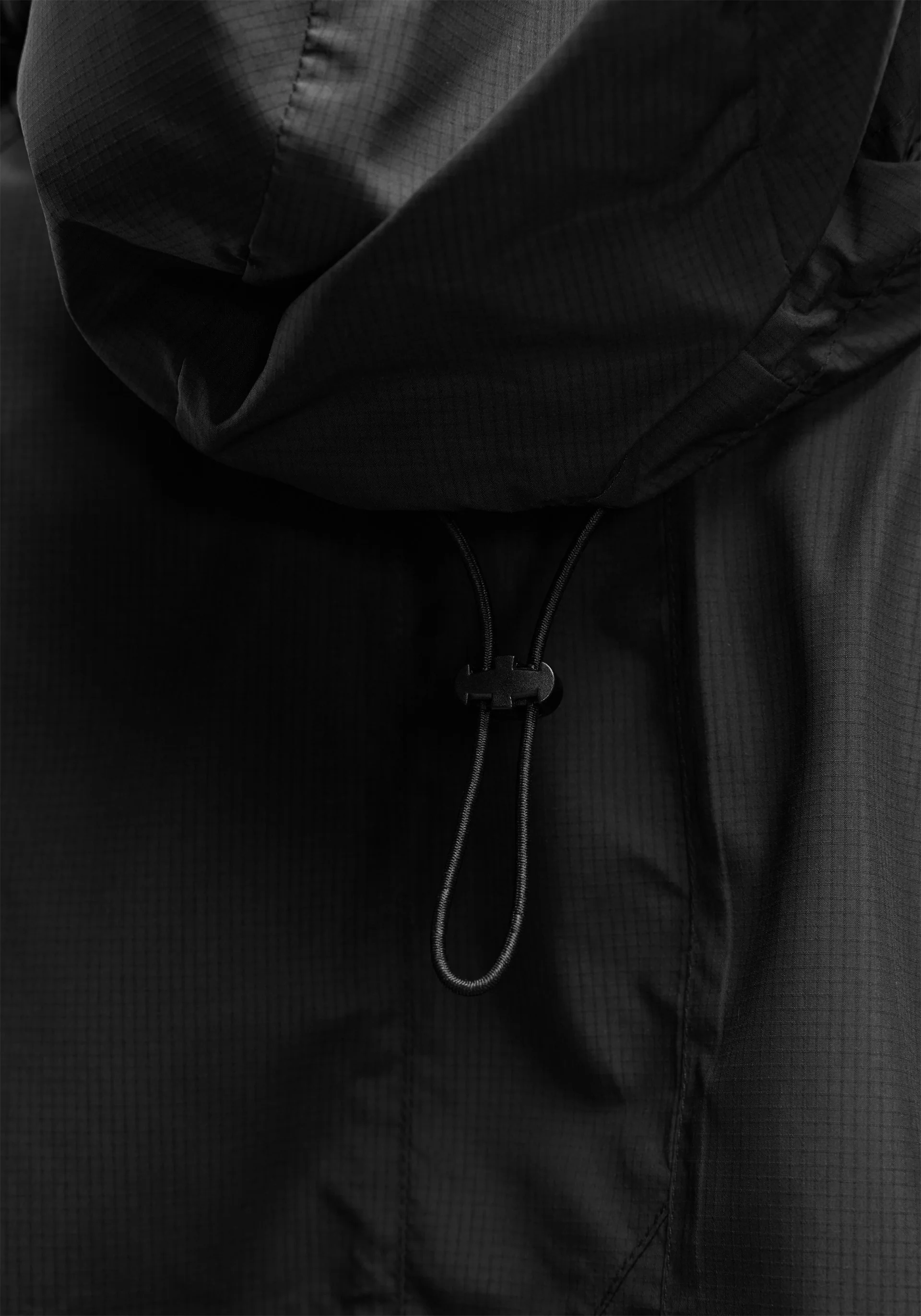 Woven Seamed Run Shell - Image 6