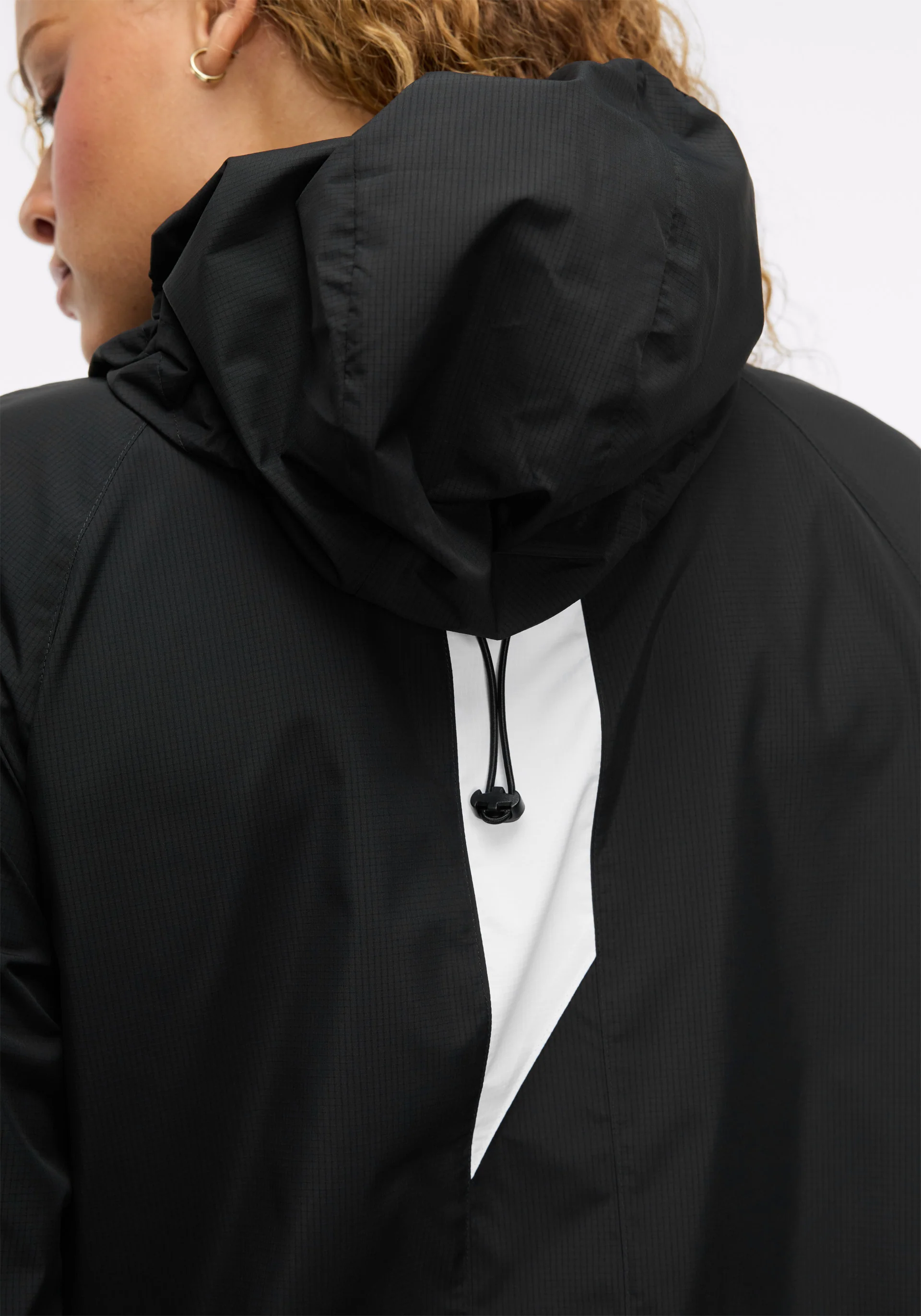 Woven Run Jacket - Image 4
