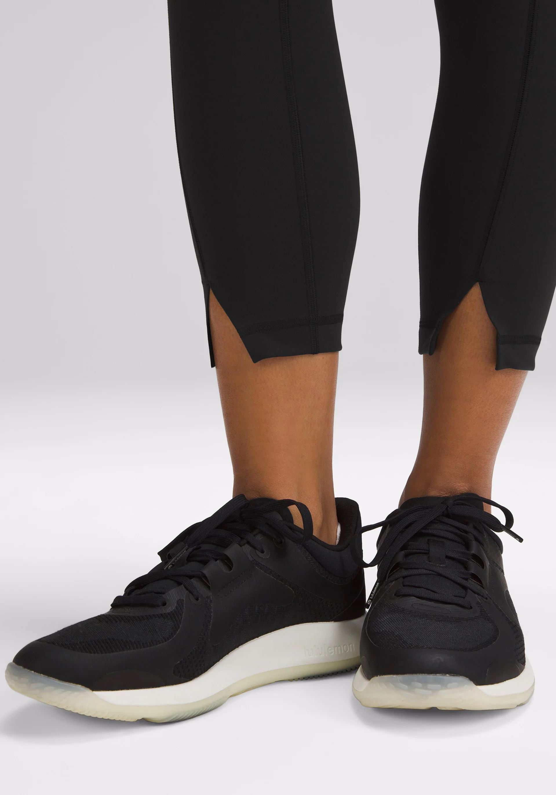 Wunder Train High-Rise Tight 25" | Hem Slit - Image 5