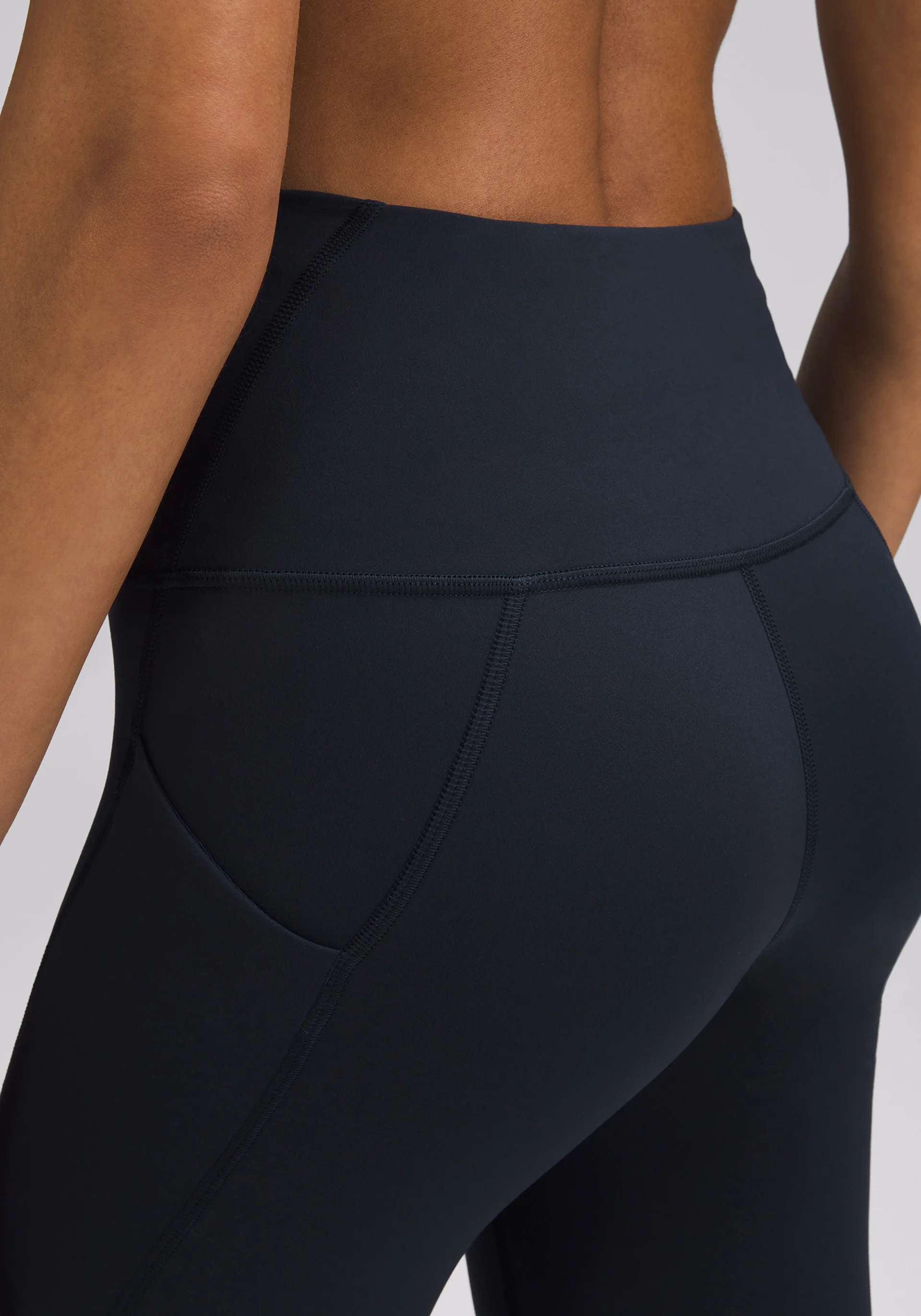 Wunder Train High-Rise Tight with Pockets 25" - Image 4